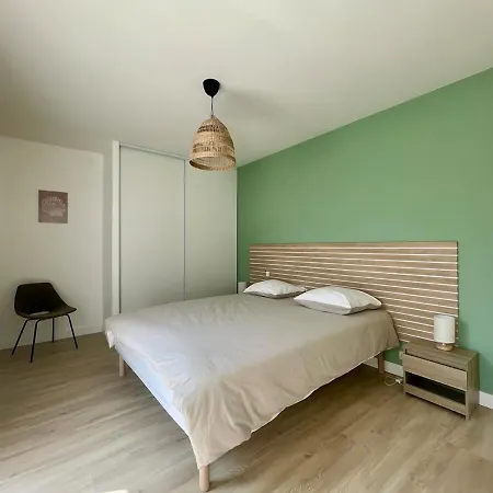 Des Ilates Πανσιόν