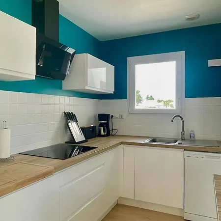 Πανσιόν Des Ilates Jard-sur-Mer