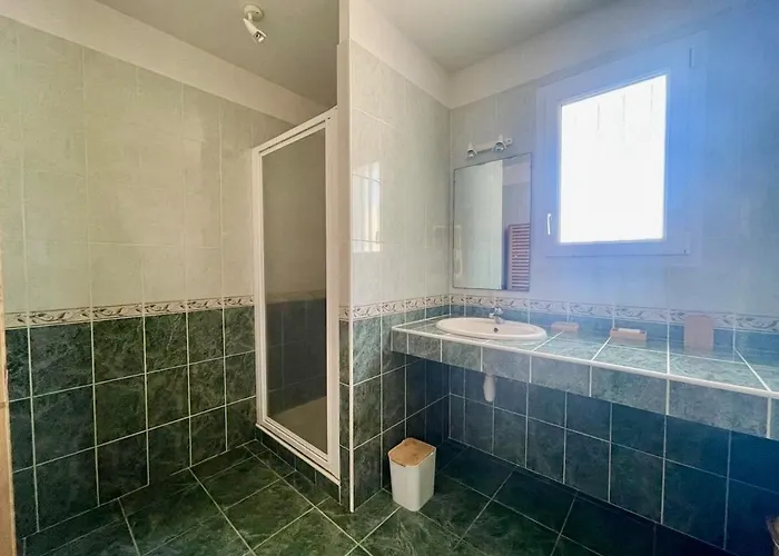 بيت ضيافة Des Ilates