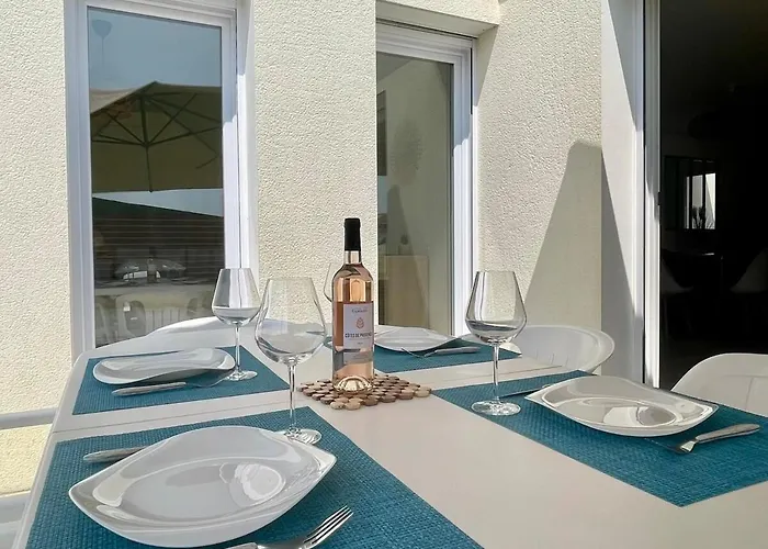 Des Ilates بيت ضيافة